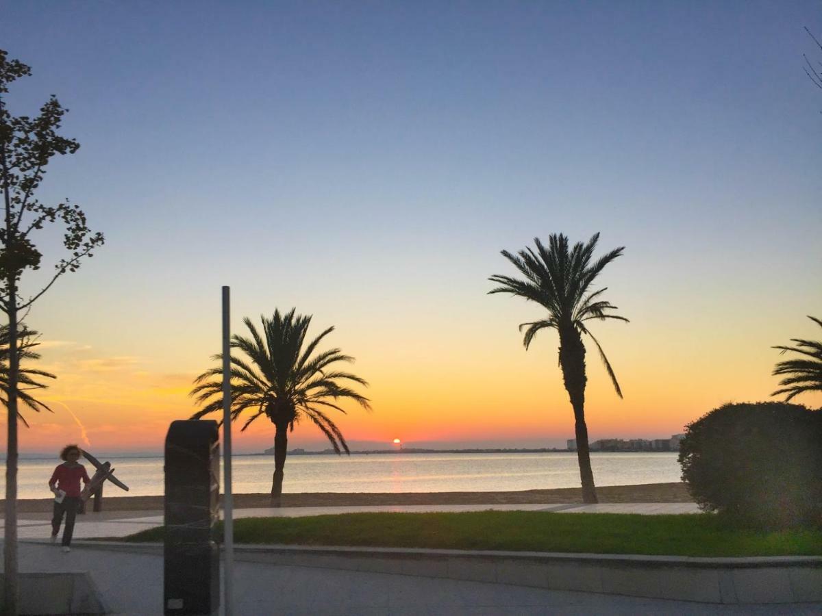 Holidays Penthouse Vues Panoramiques Sur Le Port Naval,Un Sejour Elegant Assure " Wifi Parquing Gratuit Roses Eksteriør bilde