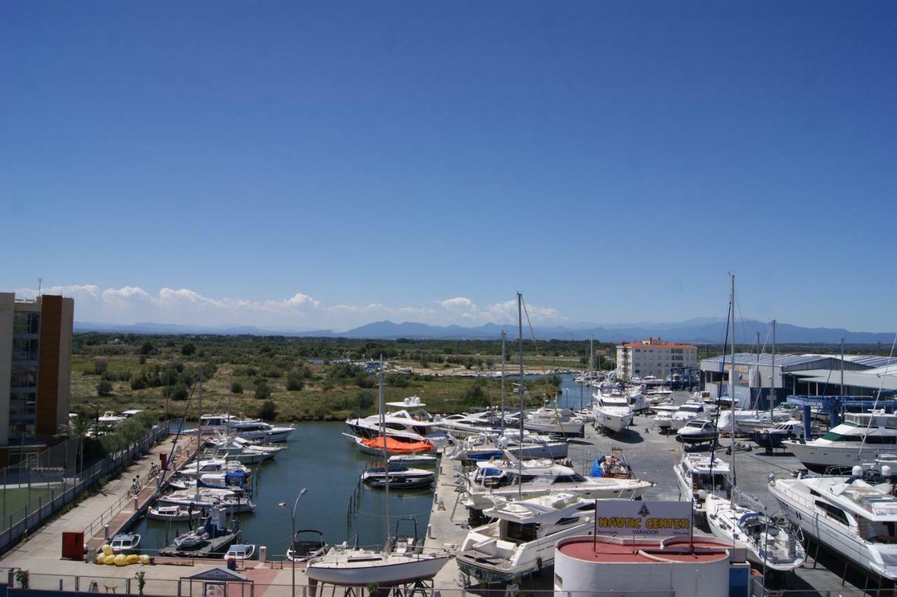 Holidays Penthouse Vues Panoramiques Sur Le Port Naval,Un Sejour Elegant Assure " Wifi Parquing Gratuit Roses Eksteriør bilde