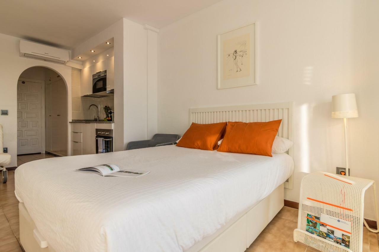 Holidays Penthouse Vues Panoramiques Sur Le Port Naval,Un Sejour Elegant Assure " Wifi Parquing Gratuit Roses Eksteriør bilde